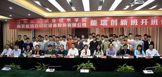 19110136nvwm.jpg